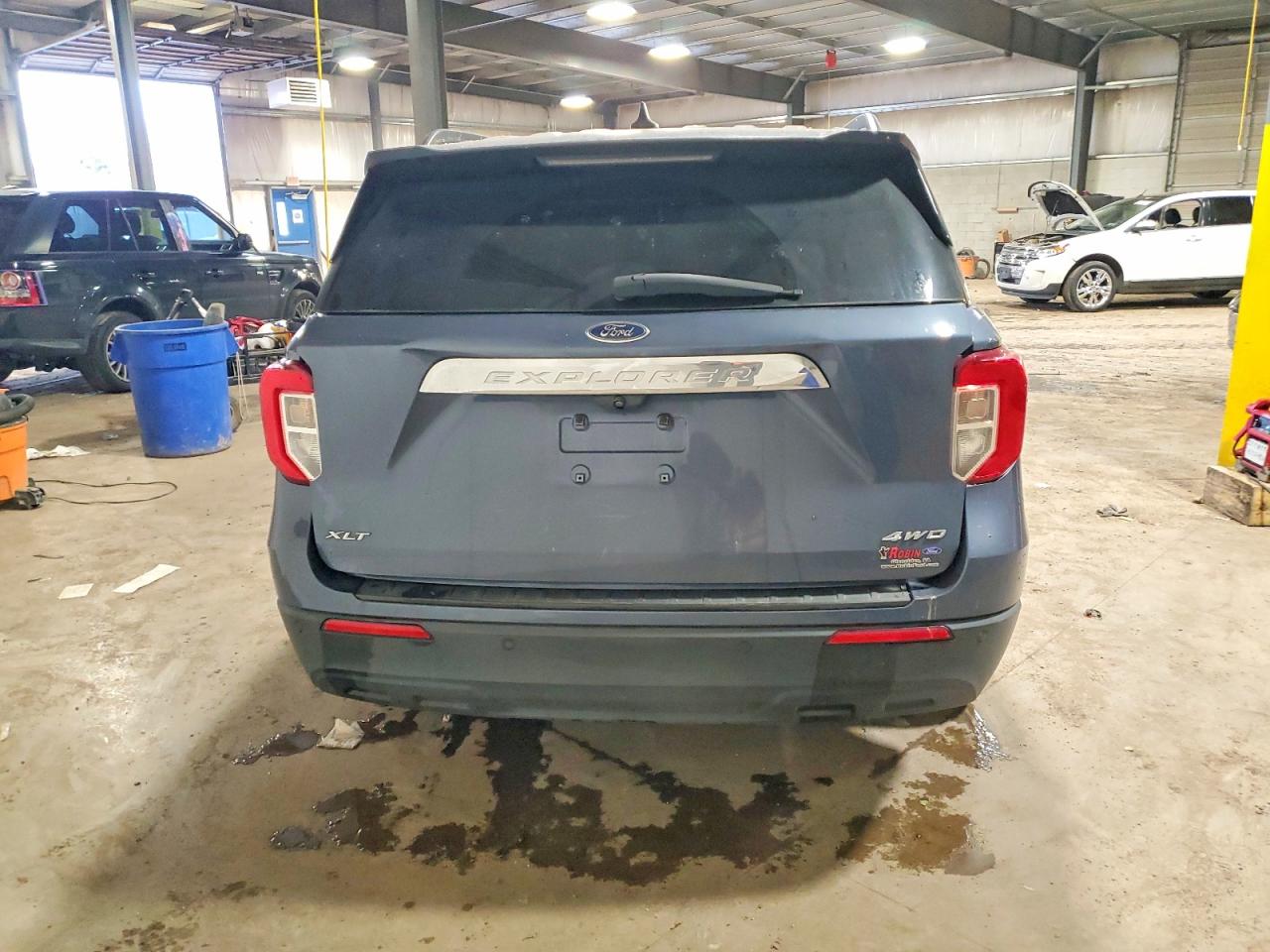 2021 FORD EXPLORER XLT photo 11