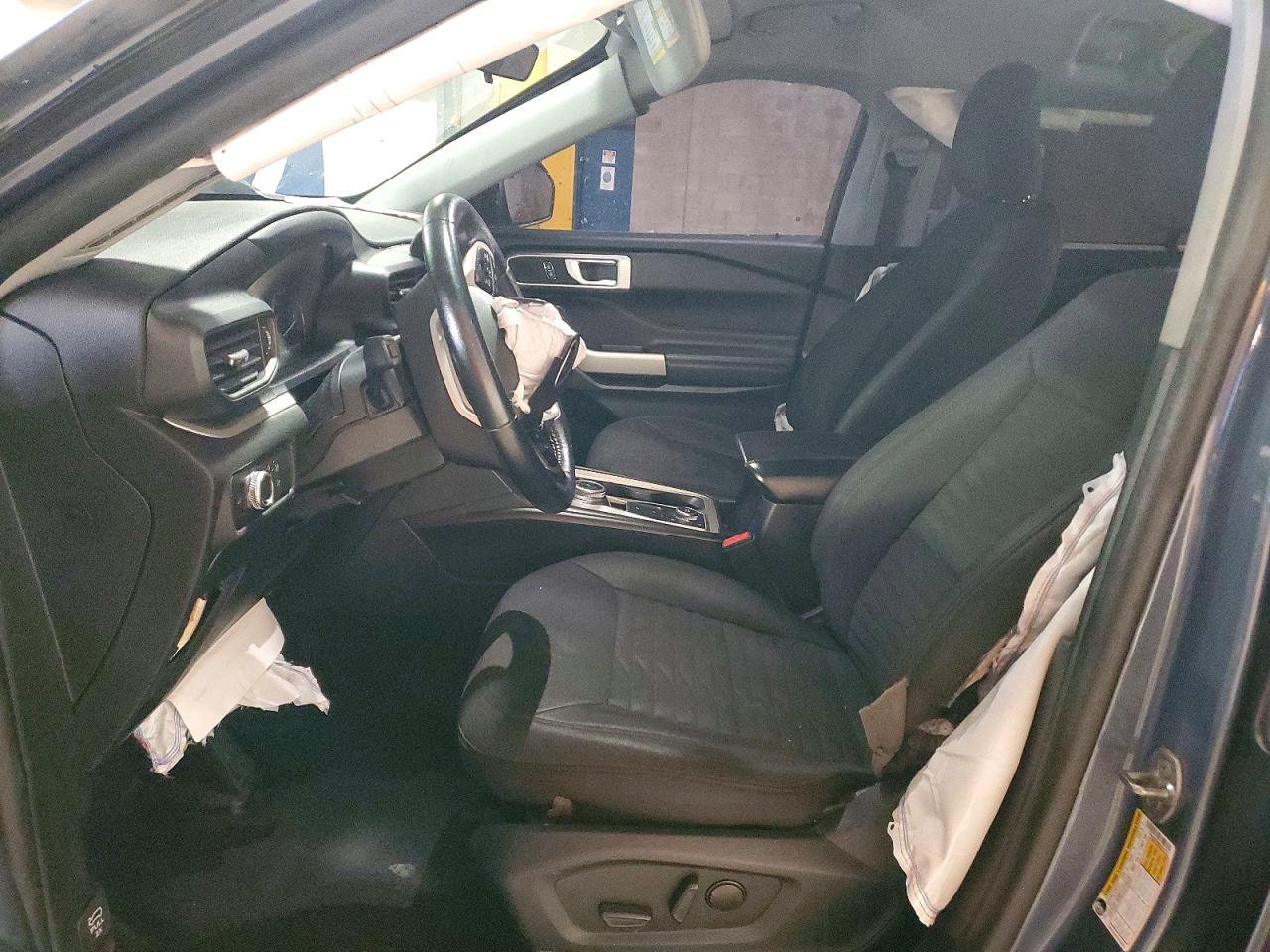 2021 FORD EXPLORER XLT photo 13
