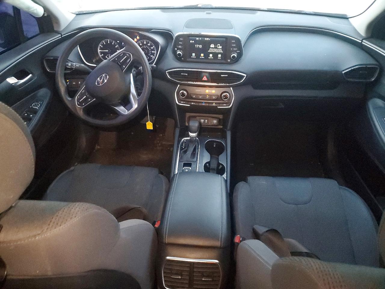 2019 HYUNDAI SANTA FE SE photo 8