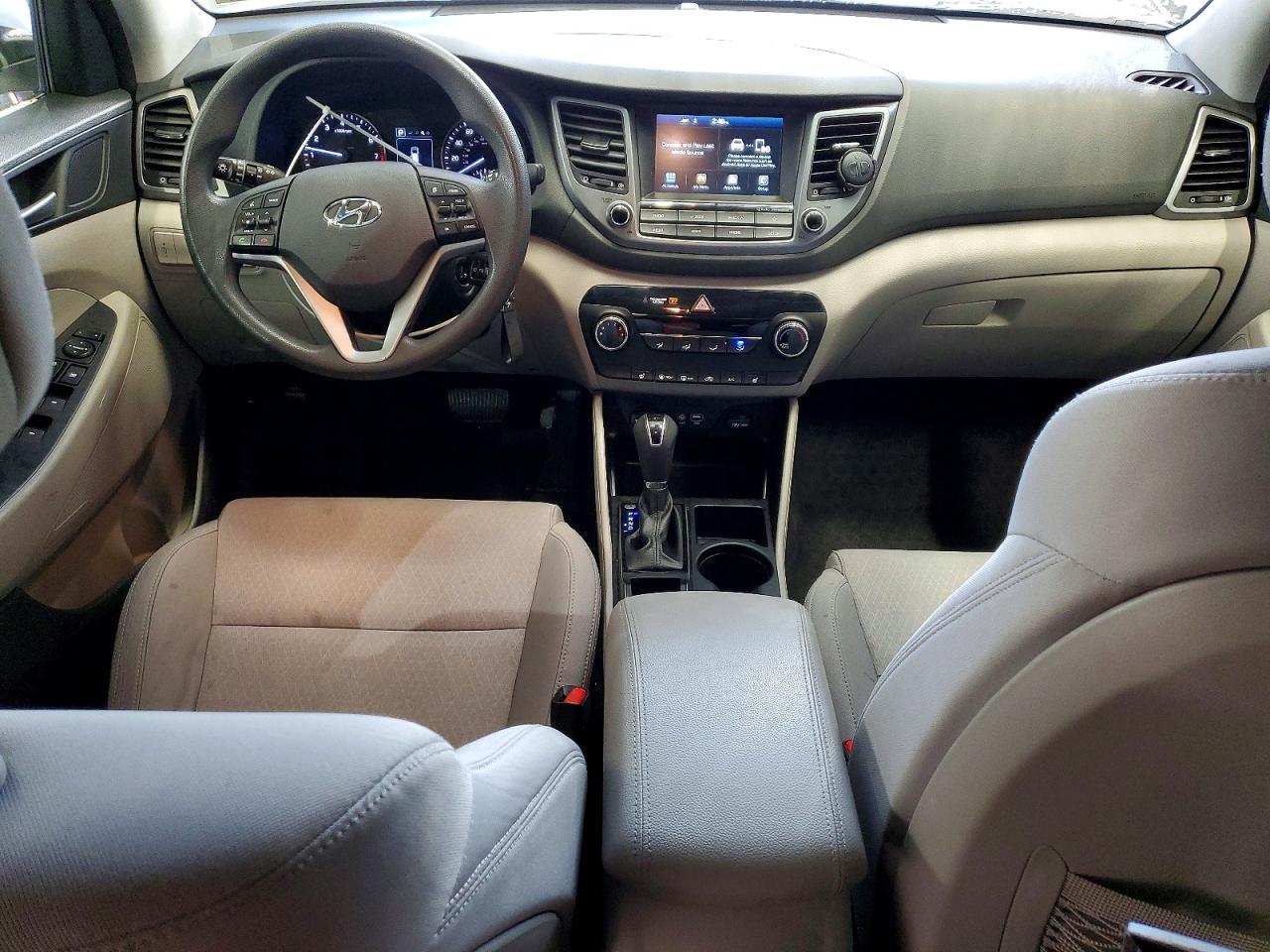 2018 HYUNDAI TUCSON SEL photo 8