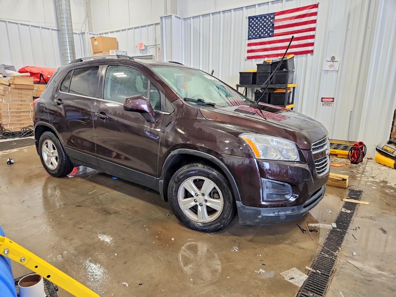 2015 CHEVROLET TRAX 1LT photo 4