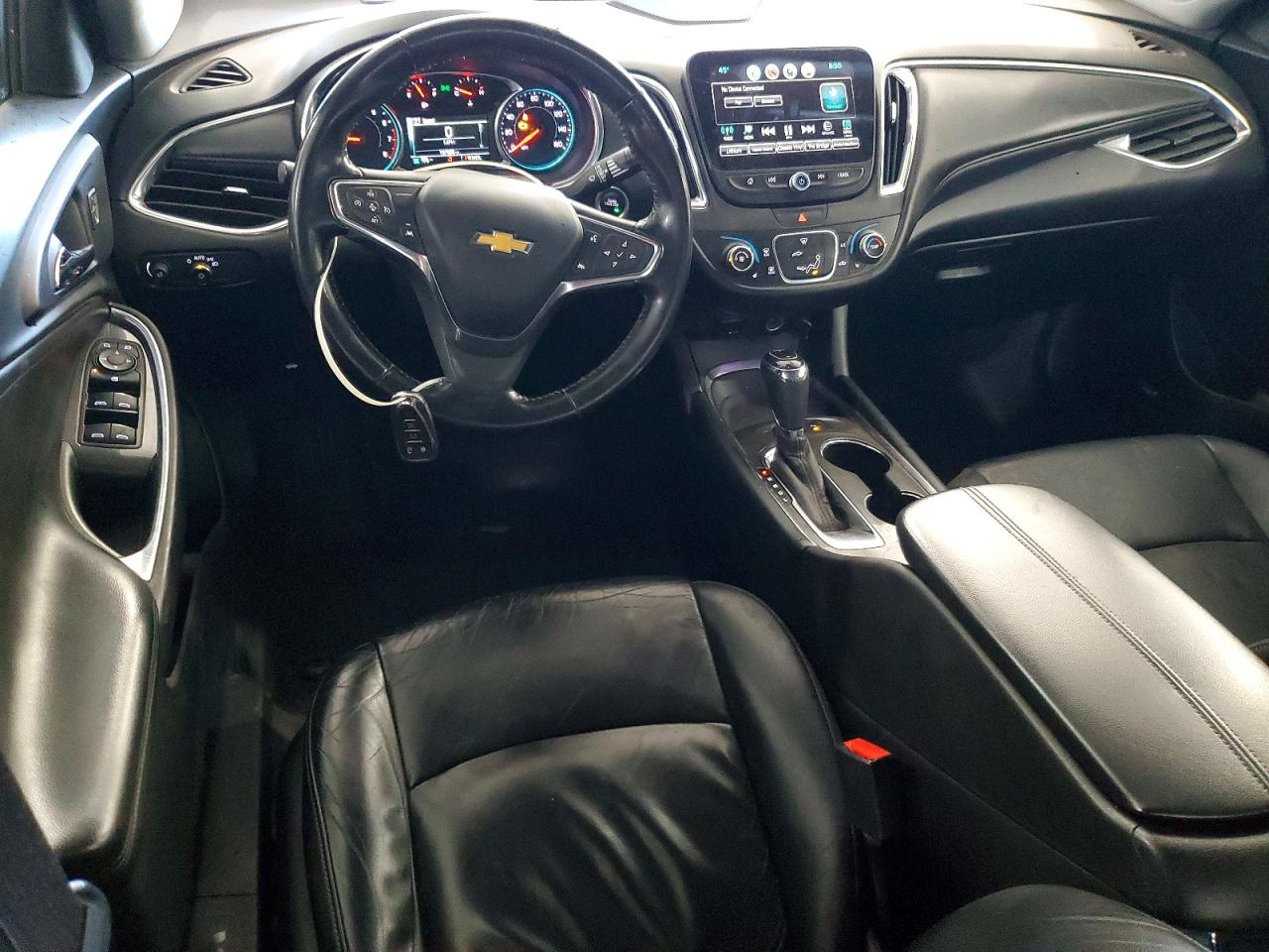 2018 CHEVROLET MALIBU LT photo 8
