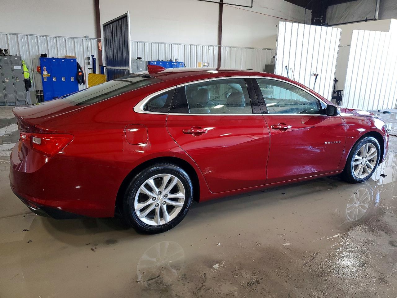 2018 CHEVROLET MALIBU LT photo 3