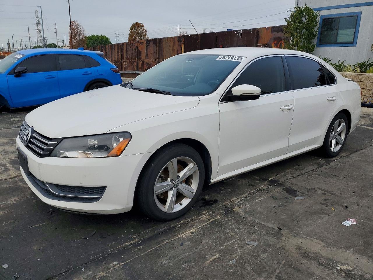 2015 VOLKSWAGEN PASSAT