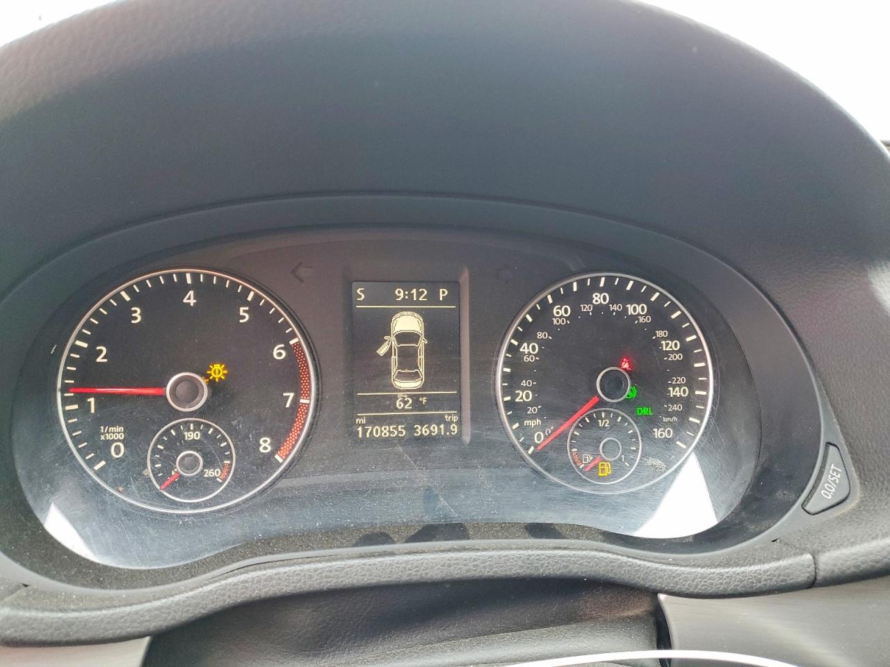 2015 VOLKSWAGEN PASSAT SE photo 9