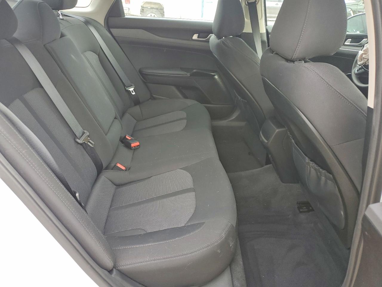 2023 KIA K5 LXS photo 10