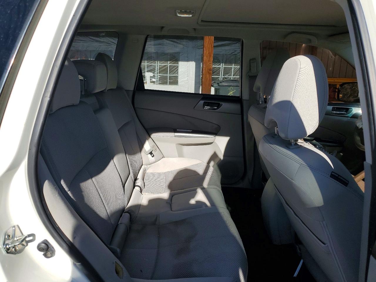 2011 SUBARU FORESTER 2.5X PREMIUM photo 10