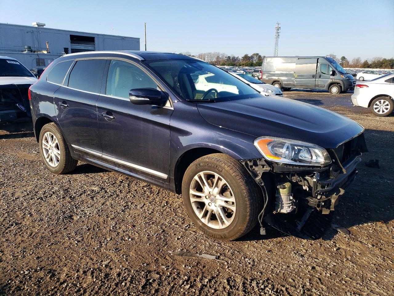 2016 VOLVO XC60 T5 PREMIER photo 4