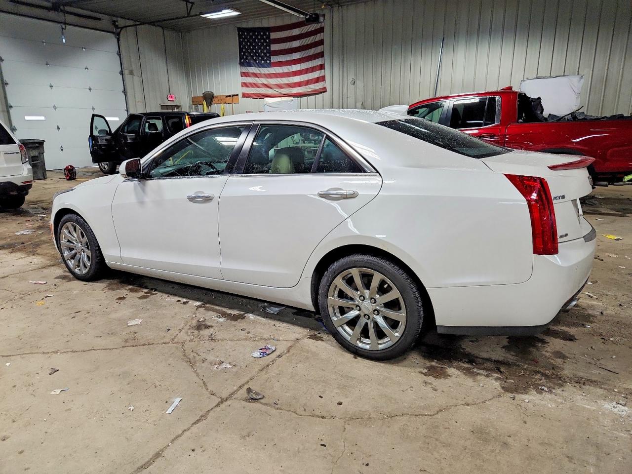 2018 CADILLAC ATS LUXURY photo 2