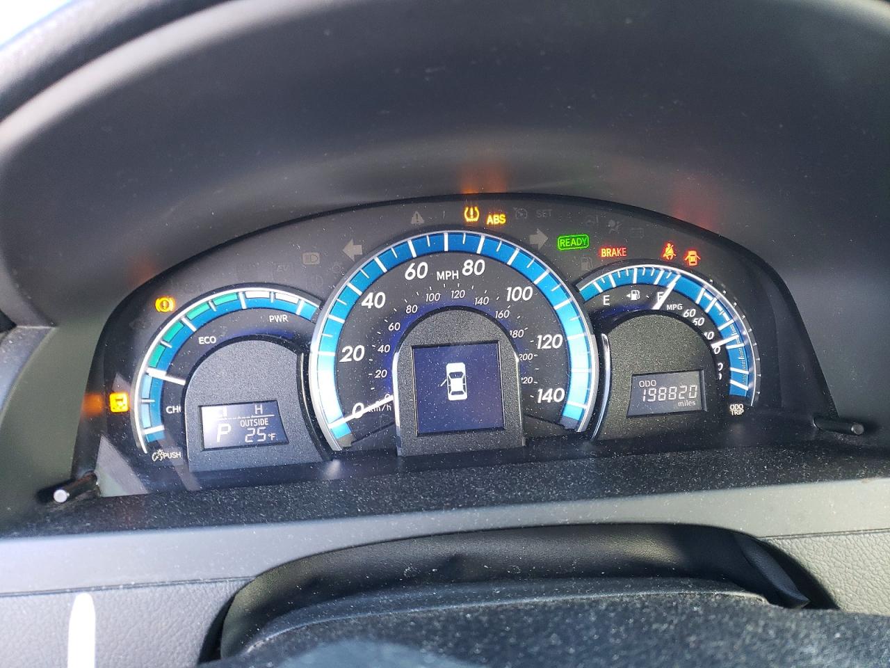 2012 TOYOTA CAMRY HYBRID photo 9