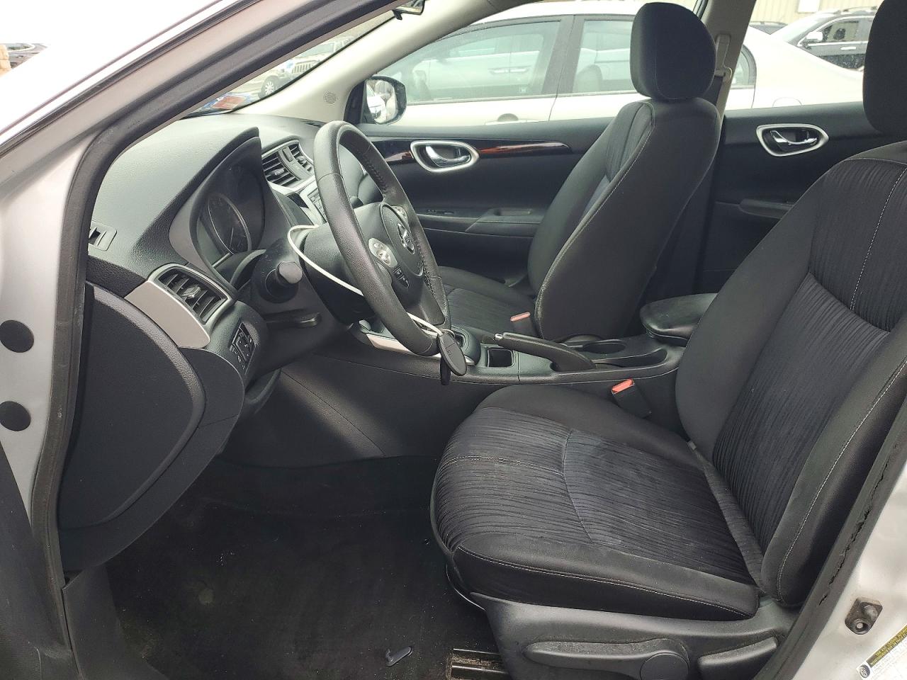 2017 NISSAN SENTRA S photo 7
