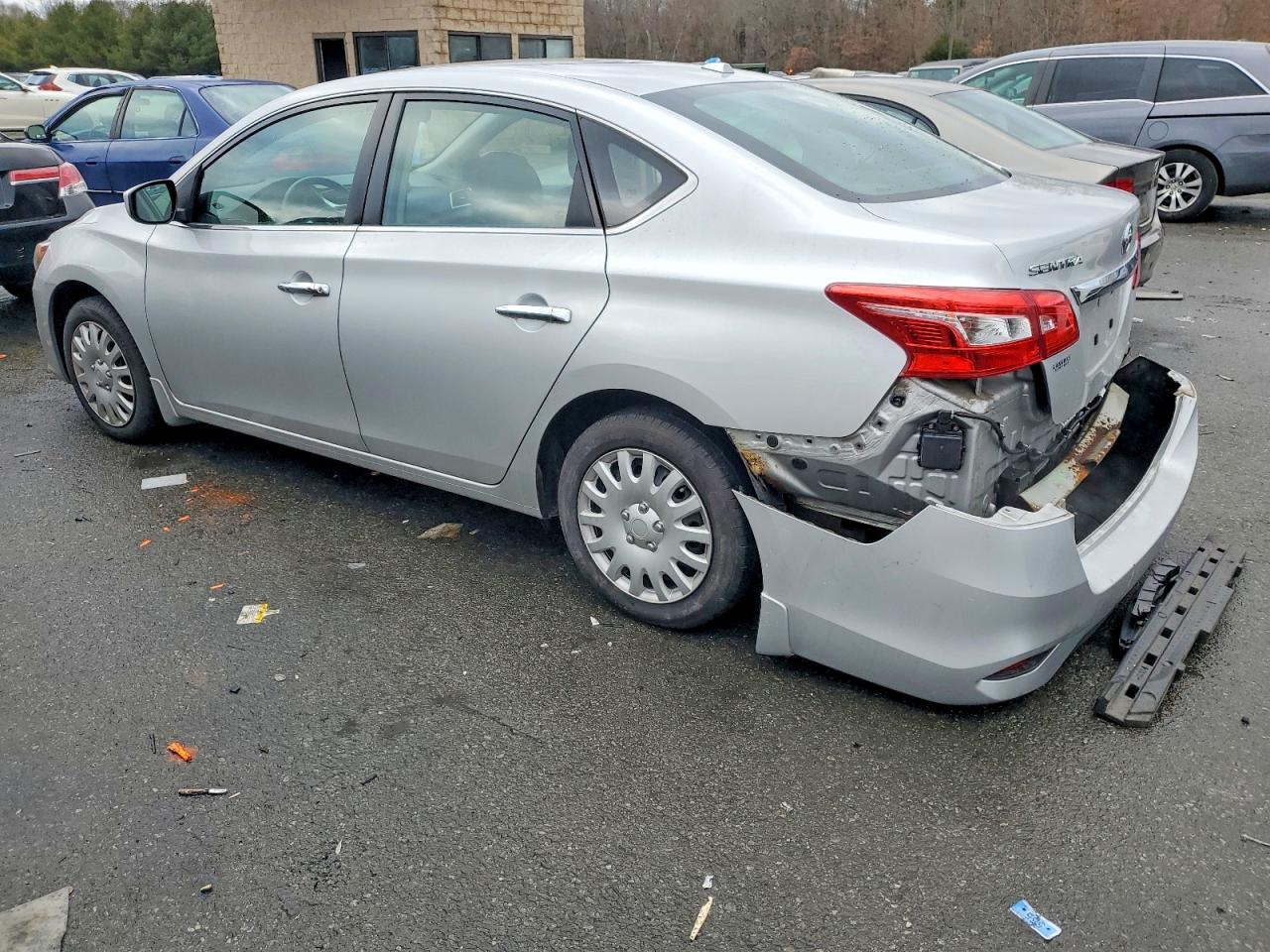 2017 NISSAN SENTRA S photo 2