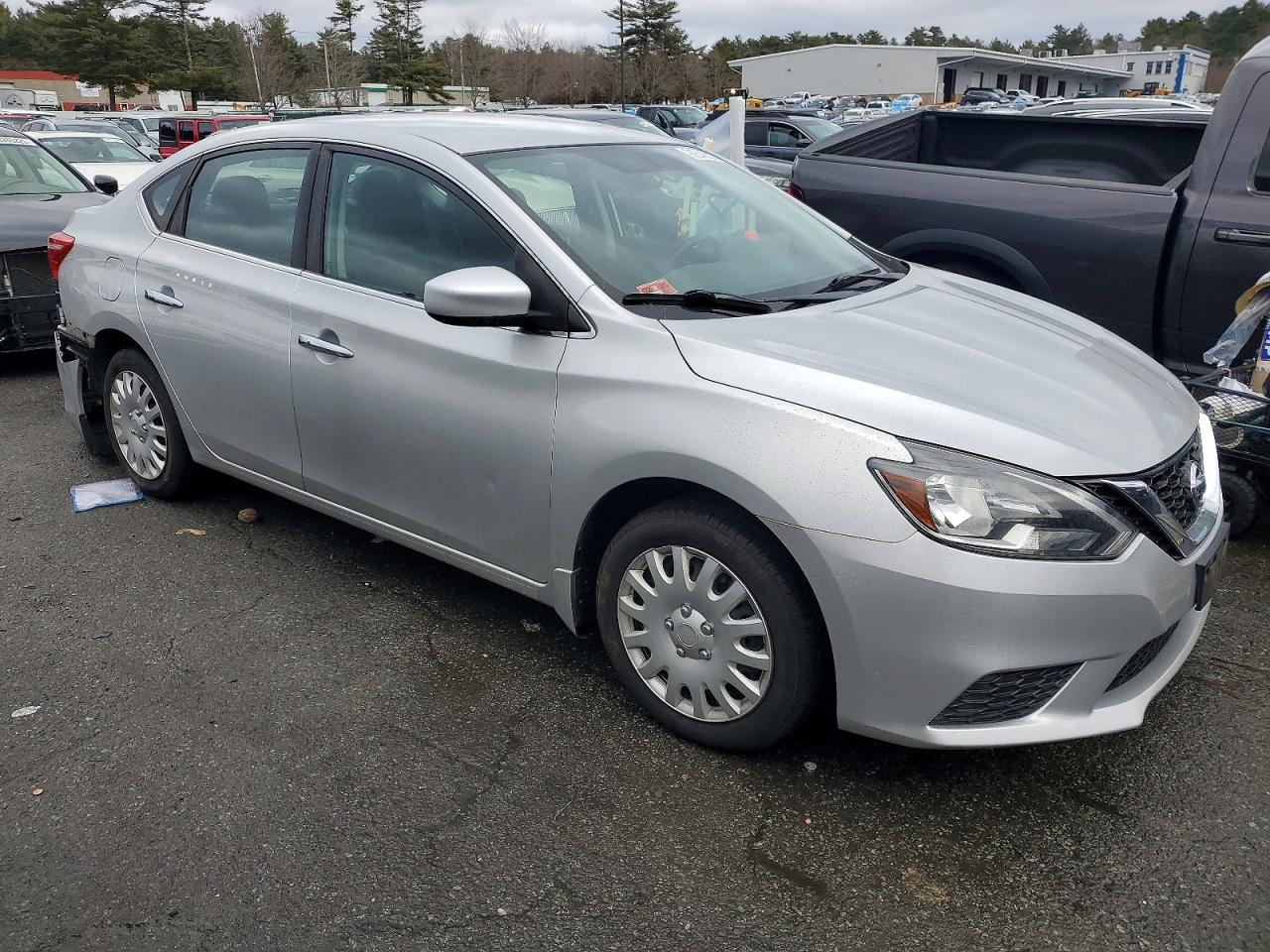 2017 NISSAN SENTRA S photo 4