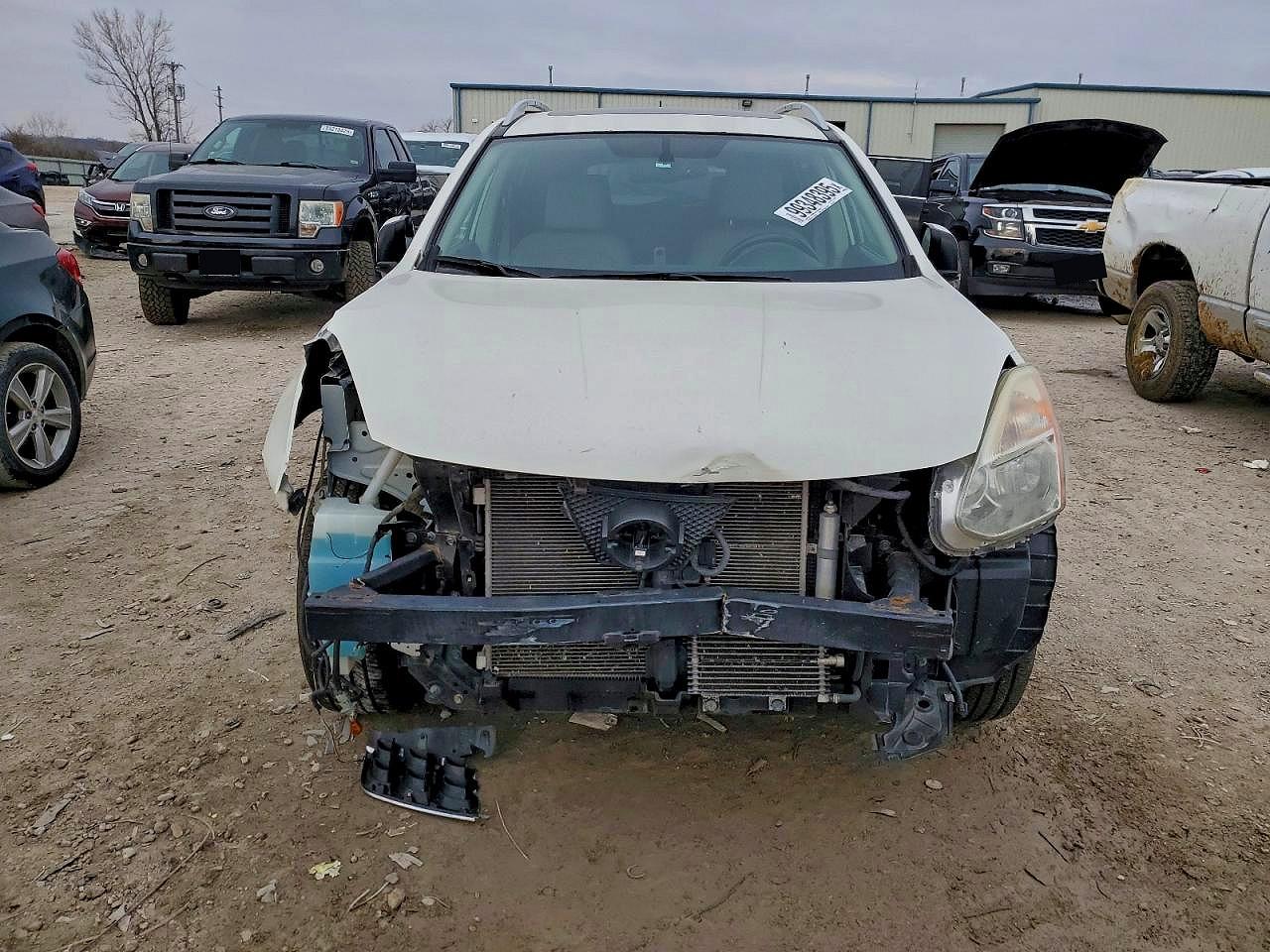 2013 NISSAN ROGUE S photo 5