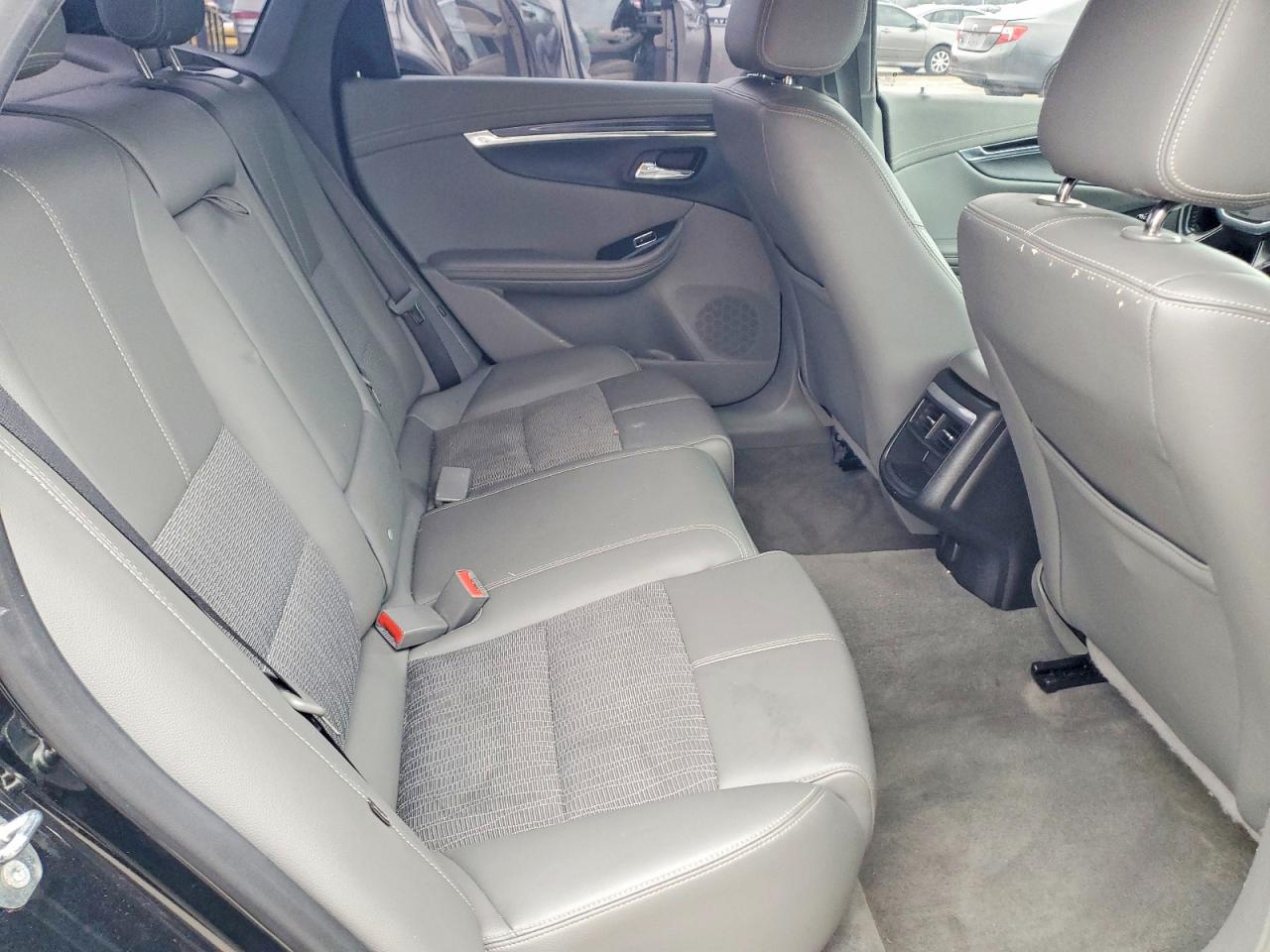 2018 CHEVROLET IMPALA LT photo 10
