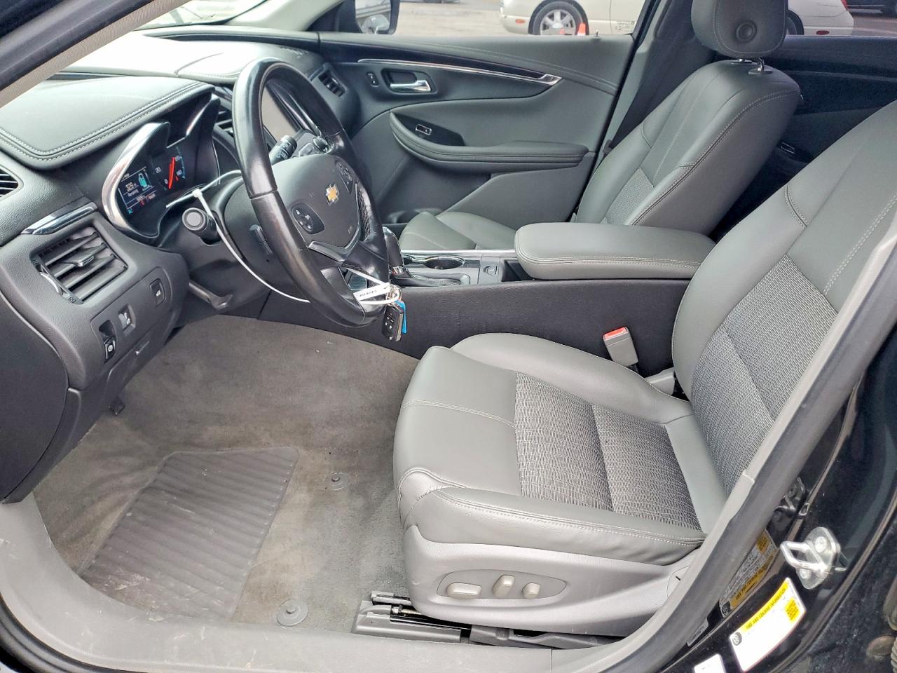 2018 CHEVROLET IMPALA LT photo 7