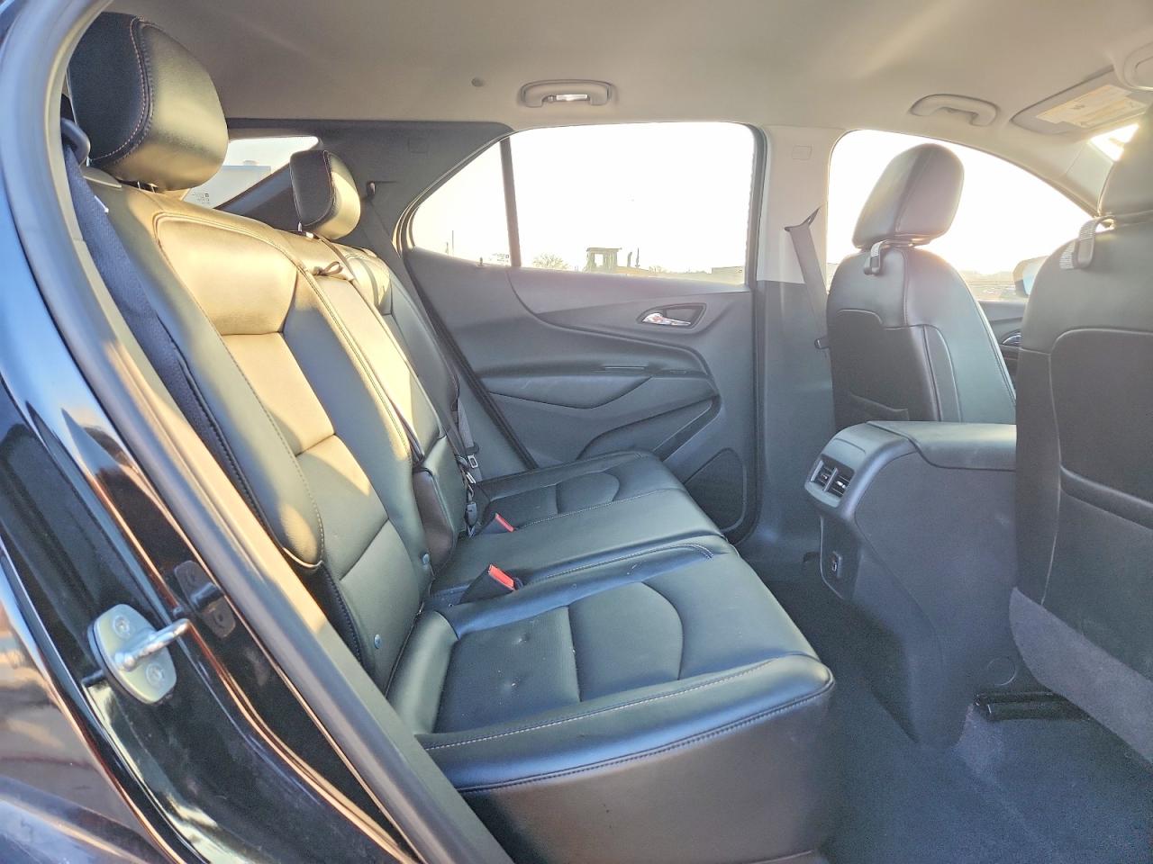 2020 CHEVROLET EQUINOX LT photo 11