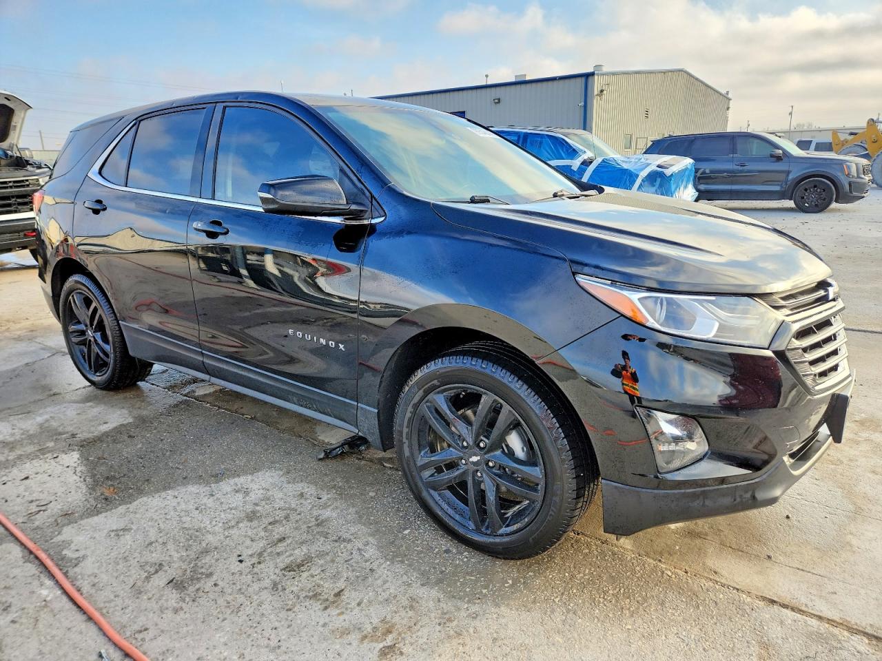 2020 CHEVROLET EQUINOX LT photo 4