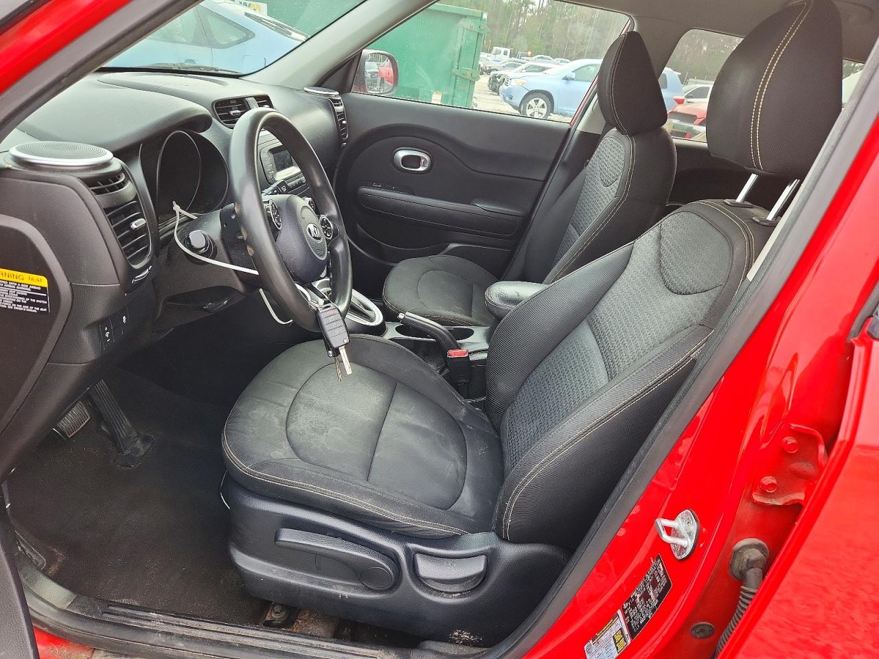 2014 KIA SOUL + photo 7