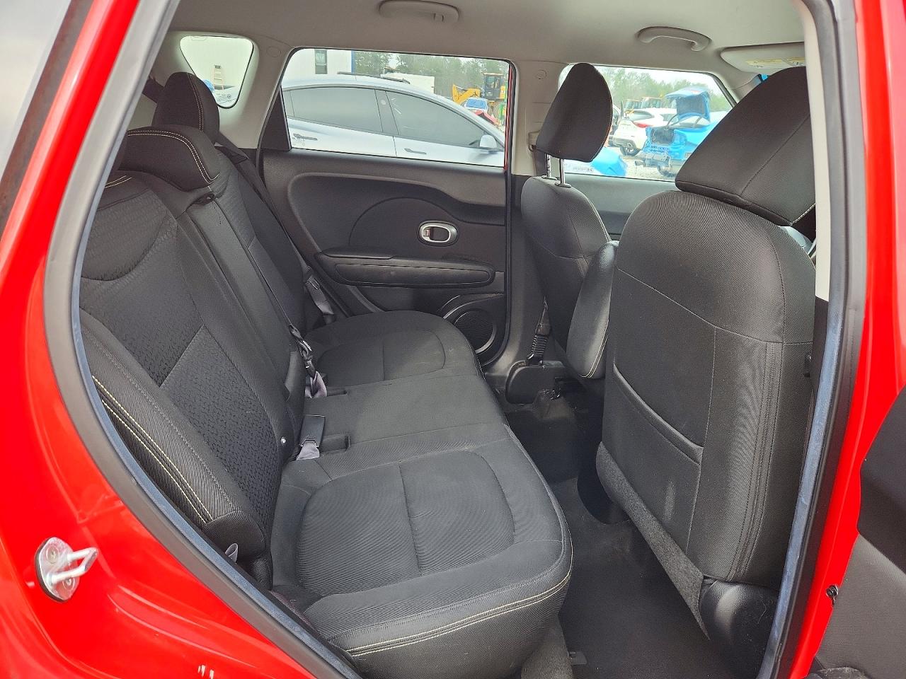2014 KIA SOUL + photo 10