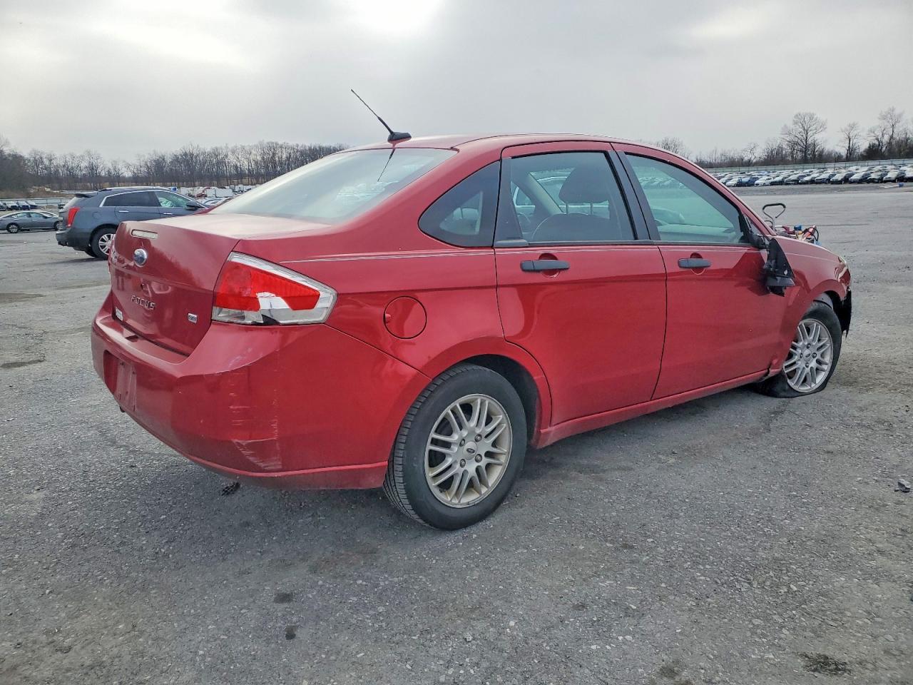 2009 FORD FOCUS SE photo 3