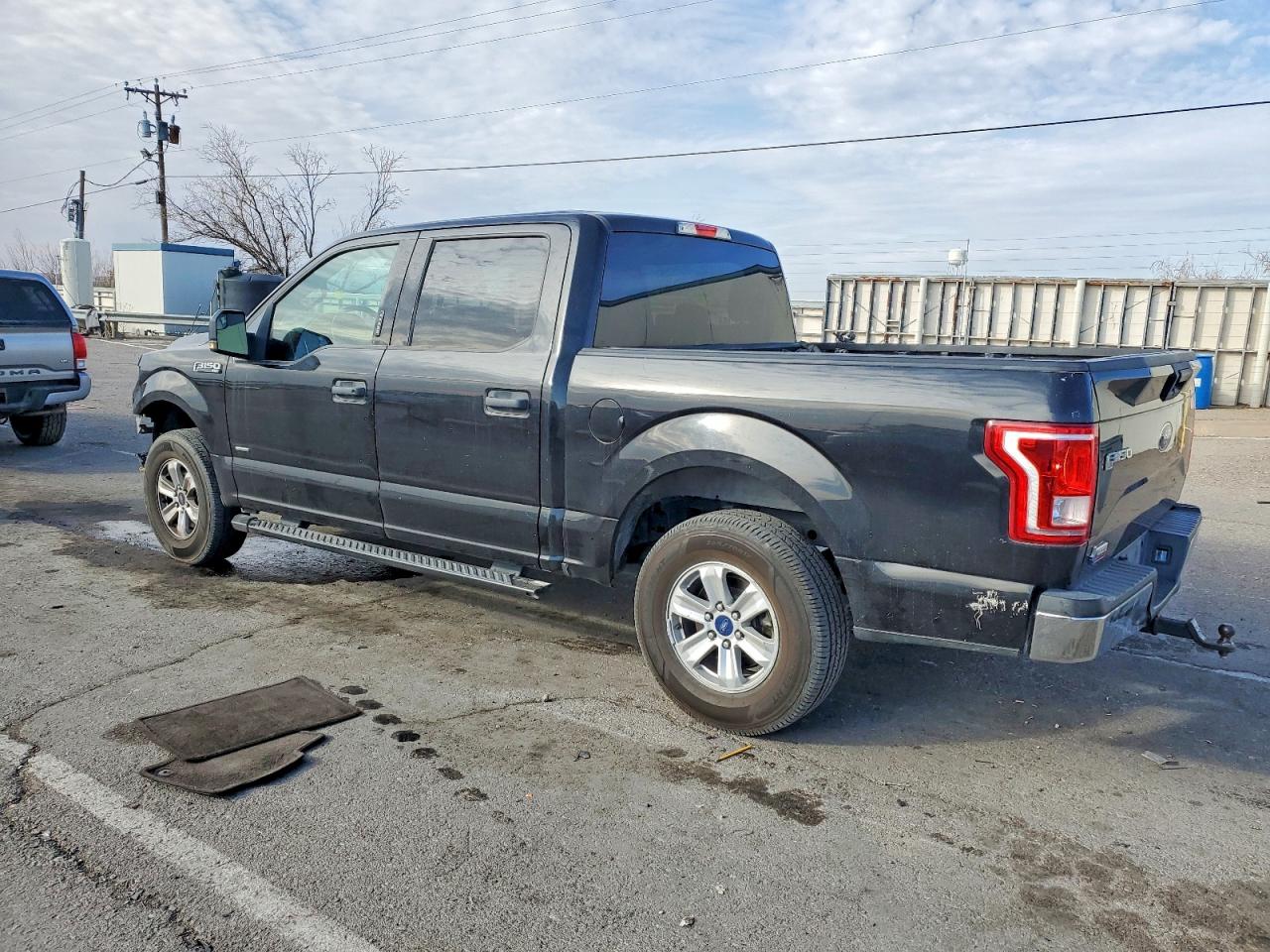 2015 FORD F150 SUPERCREW photo 2