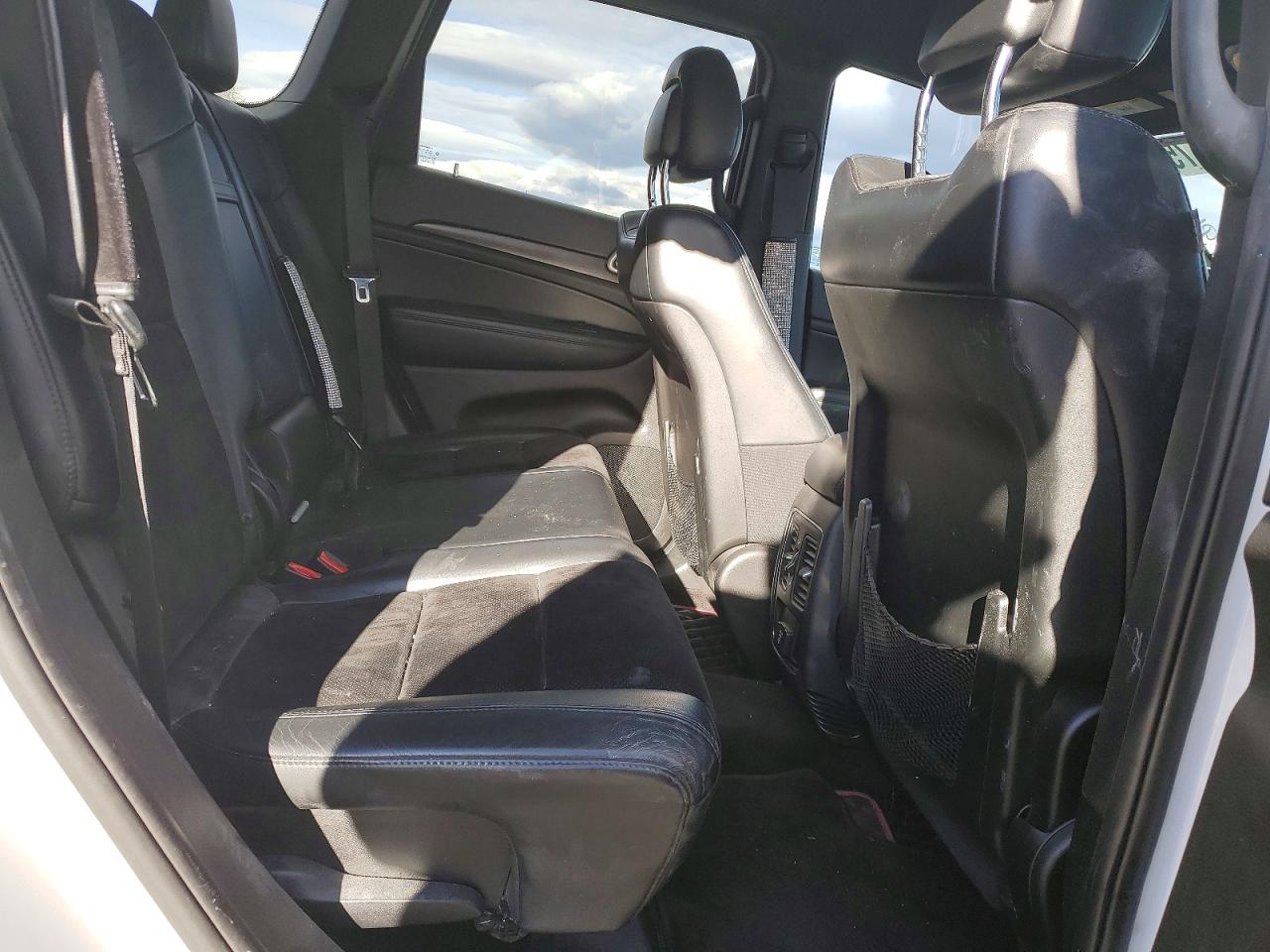 2018 JEEP GRAND CHEROKEE LAREDO photo 21