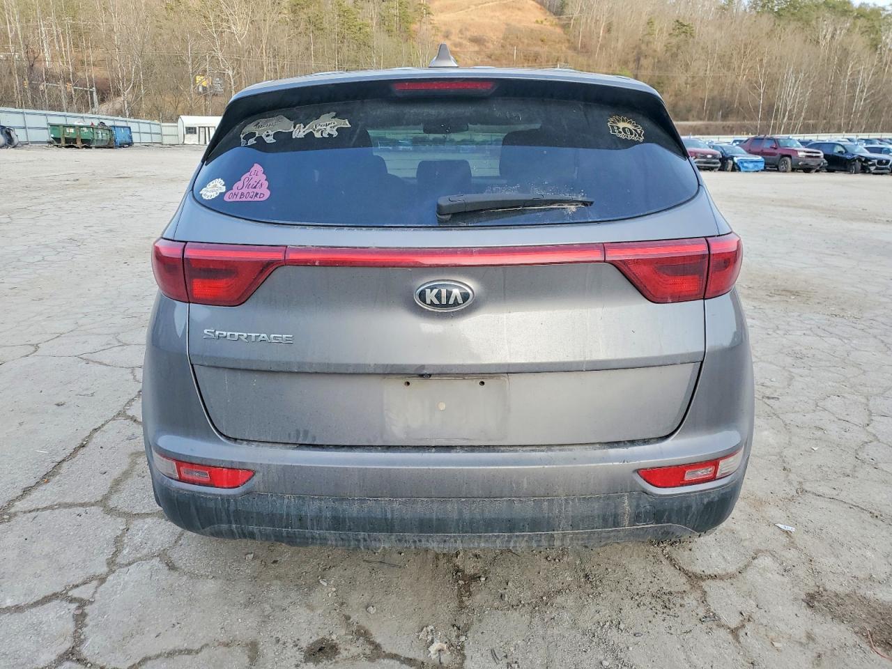 2017 KIA SPORTAGE LX photo 11