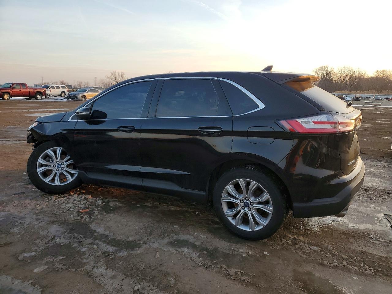 2019 FORD EDGE TITANIUM photo 3