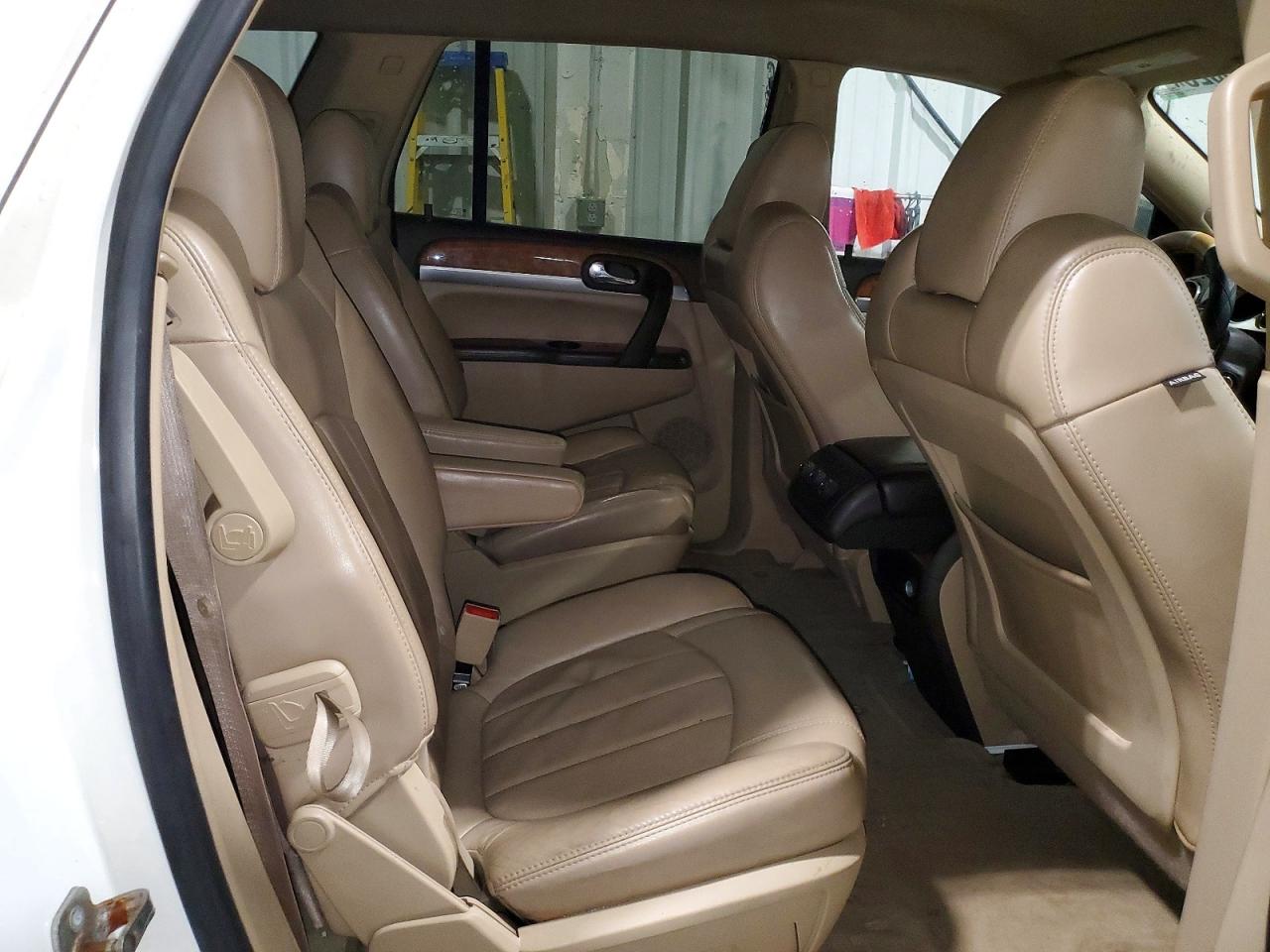 2009 BUICK ENCLAVE CXL photo 11
