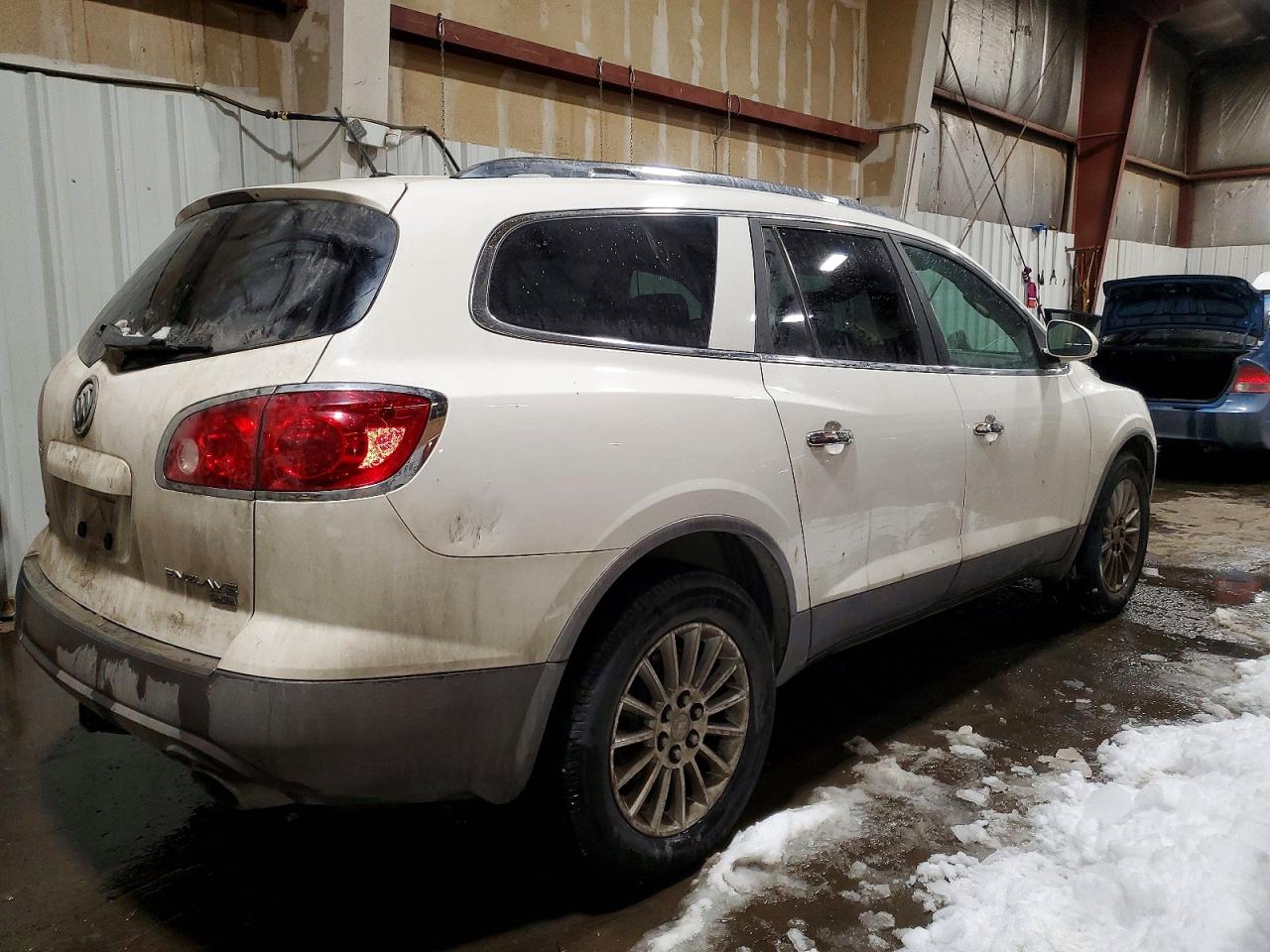 2009 BUICK ENCLAVE CXL photo 3