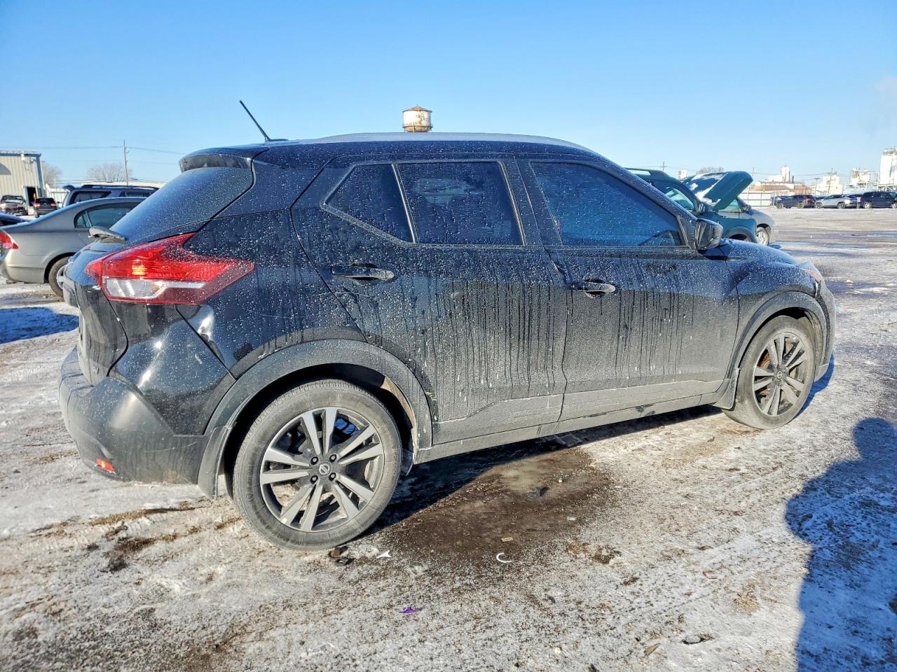 2018 NISSAN KICKS S photo 3