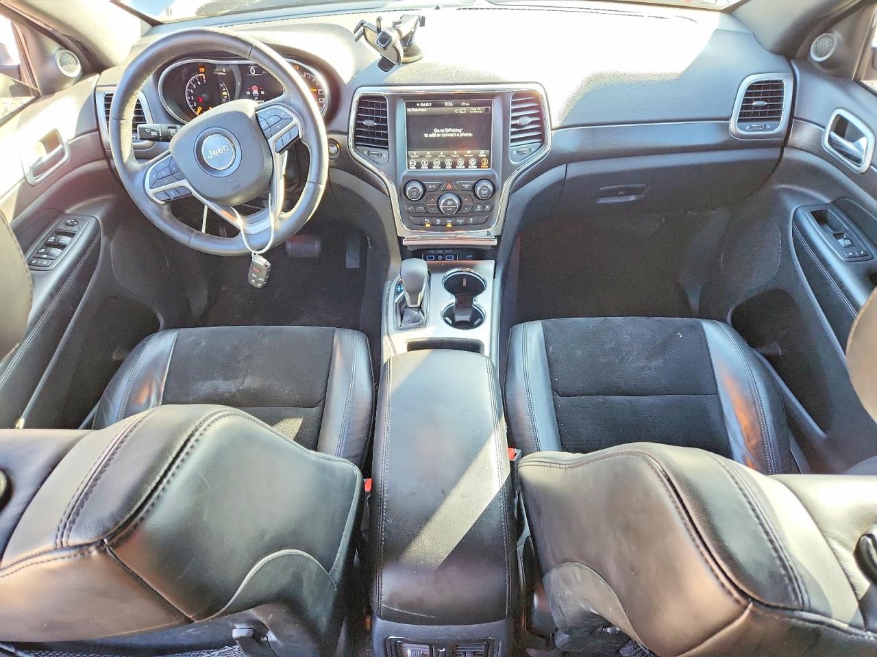 2018 JEEP GRAND CHEROKEE LAREDO photo 8