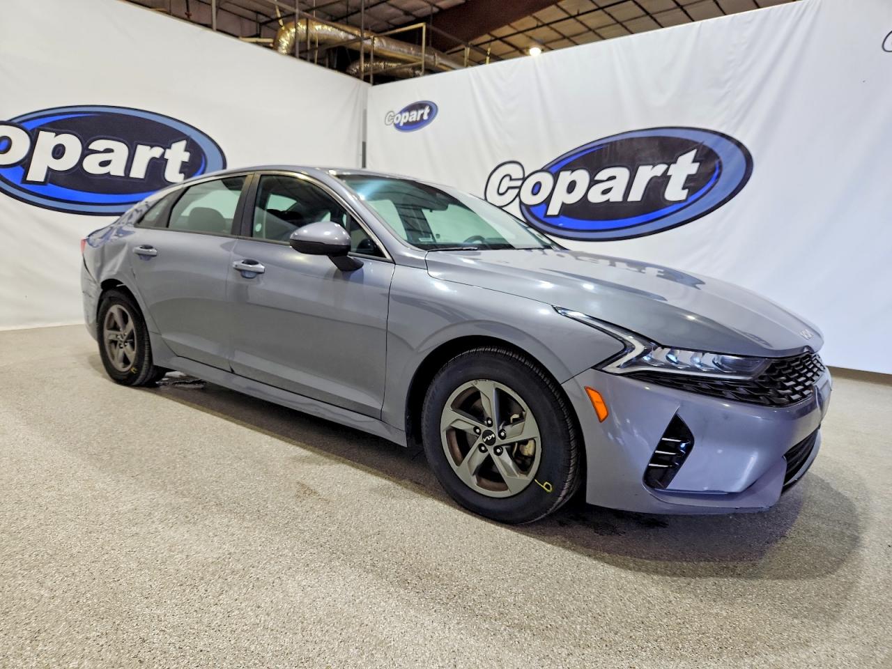 2023 KIA K5 LXS photo 4