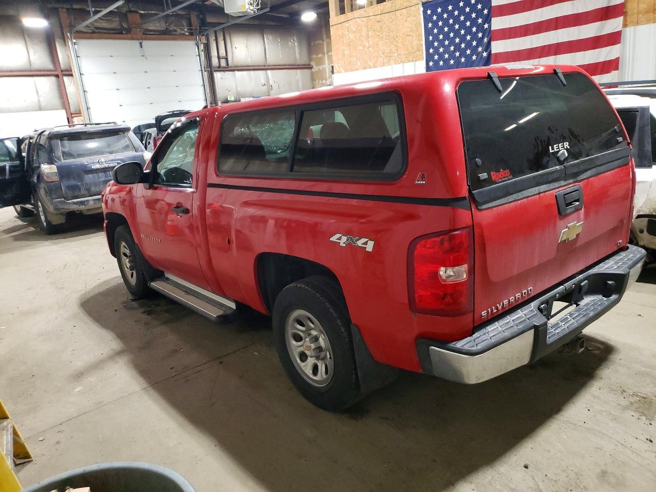 2009 CHEVROLET SILVERADO K1500 photo 2