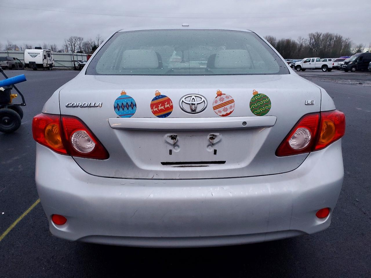 2010 TOYOTA COROLLA BASE photo 11