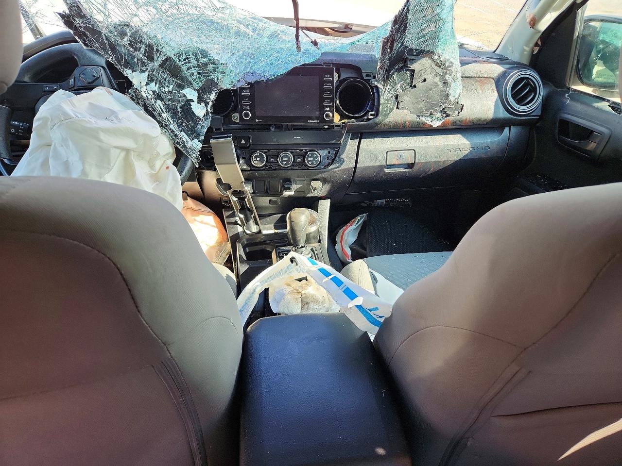 2022 TOYOTA TACOMA ACCESS CAB photo 8