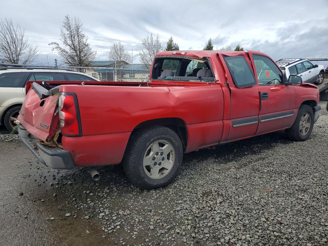 2005 CHEVROLET SILVERADO C1500 photo 3