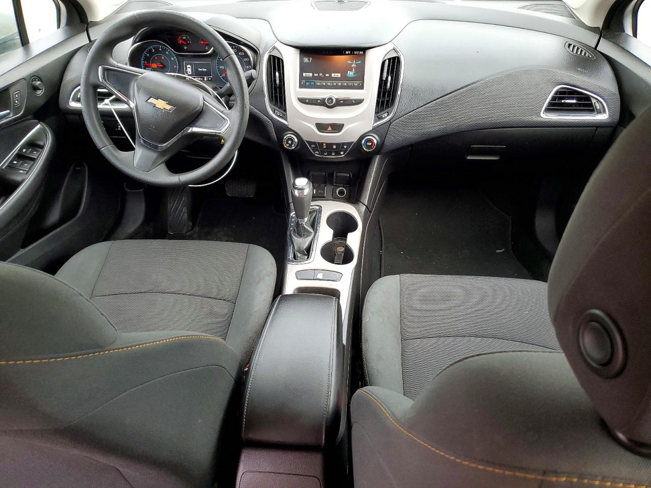 2016 CHEVROLET CRUZE LS photo 8