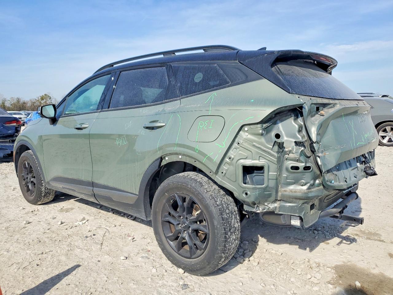 2023 KIA SPORTAGE X-PRO photo 2