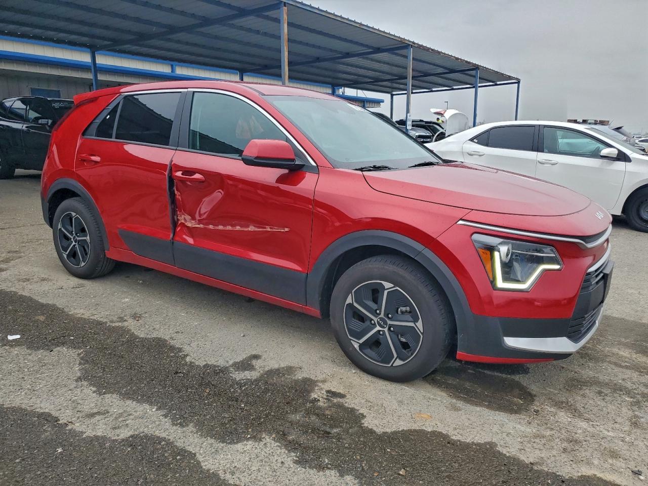 2025 KIA NIRO LX photo 4