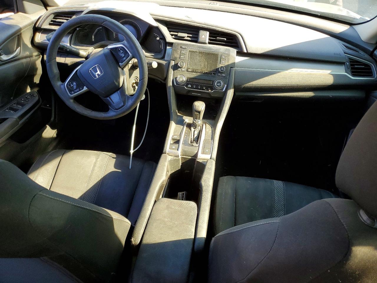 2016 HONDA CIVIC LX photo 8