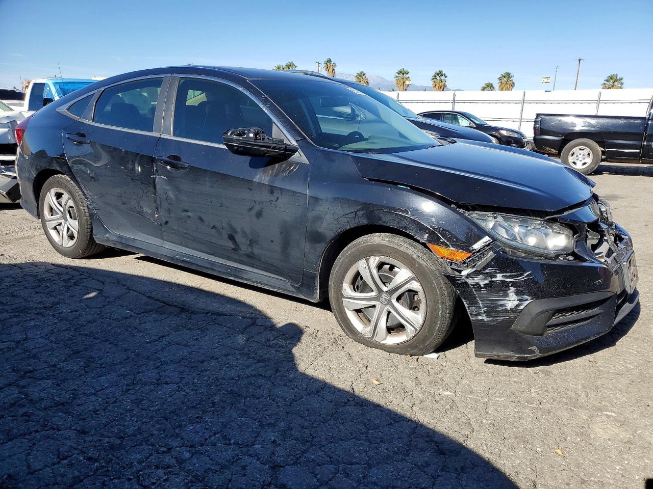 2016 HONDA CIVIC LX photo 4
