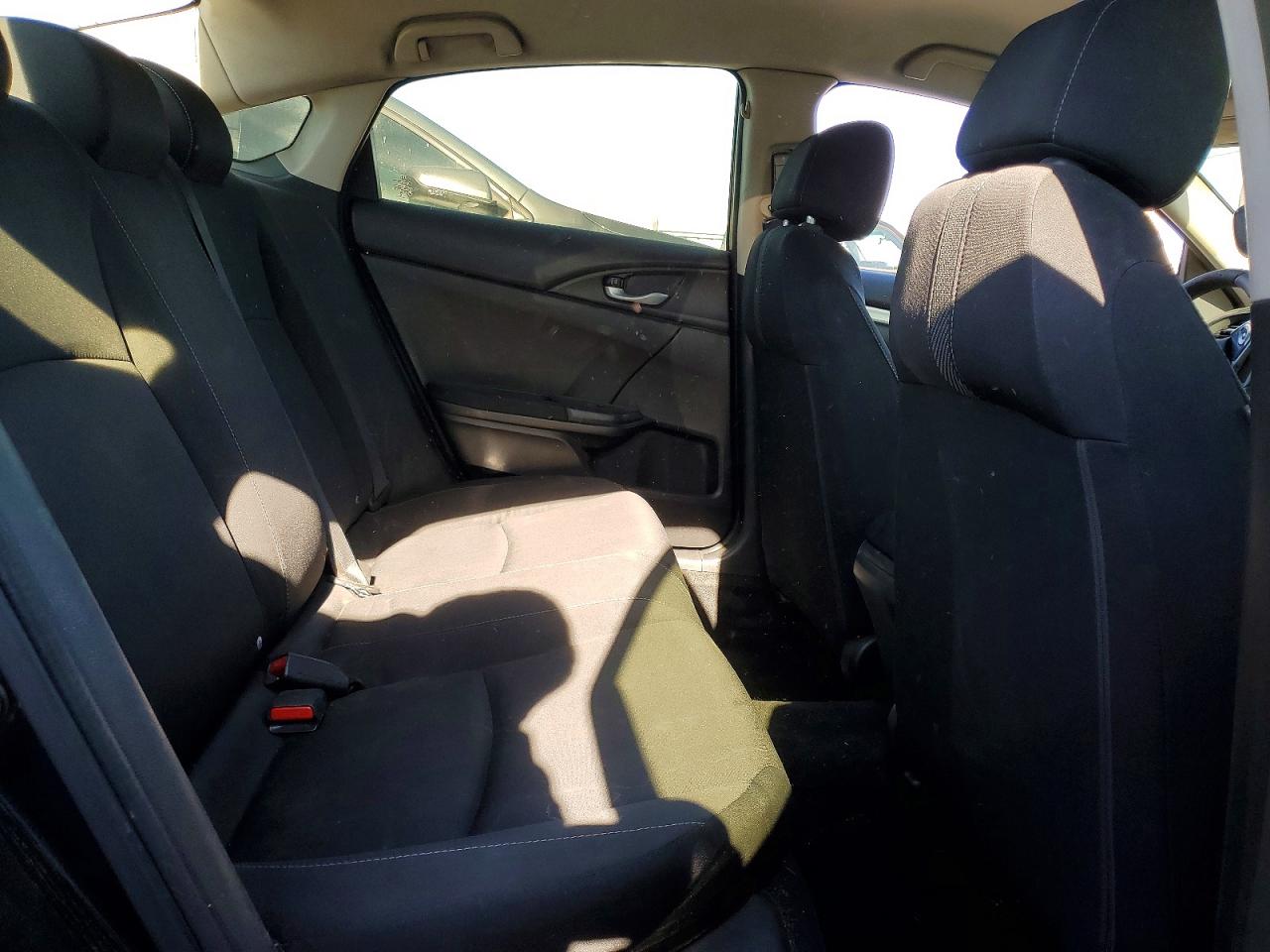 2016 HONDA CIVIC LX photo 10