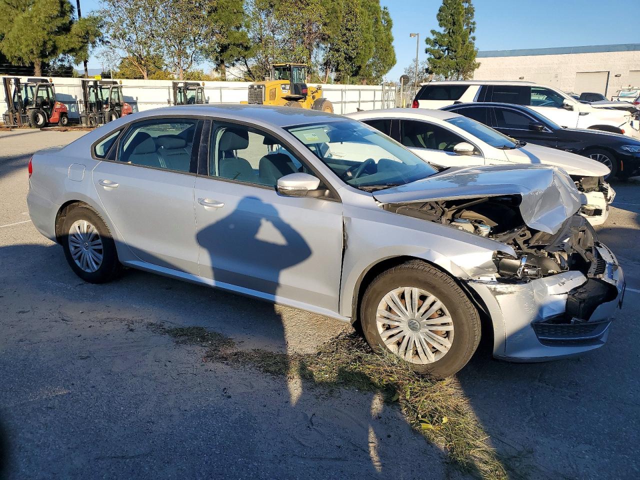 2015 VOLKSWAGEN PASSAT S photo 10