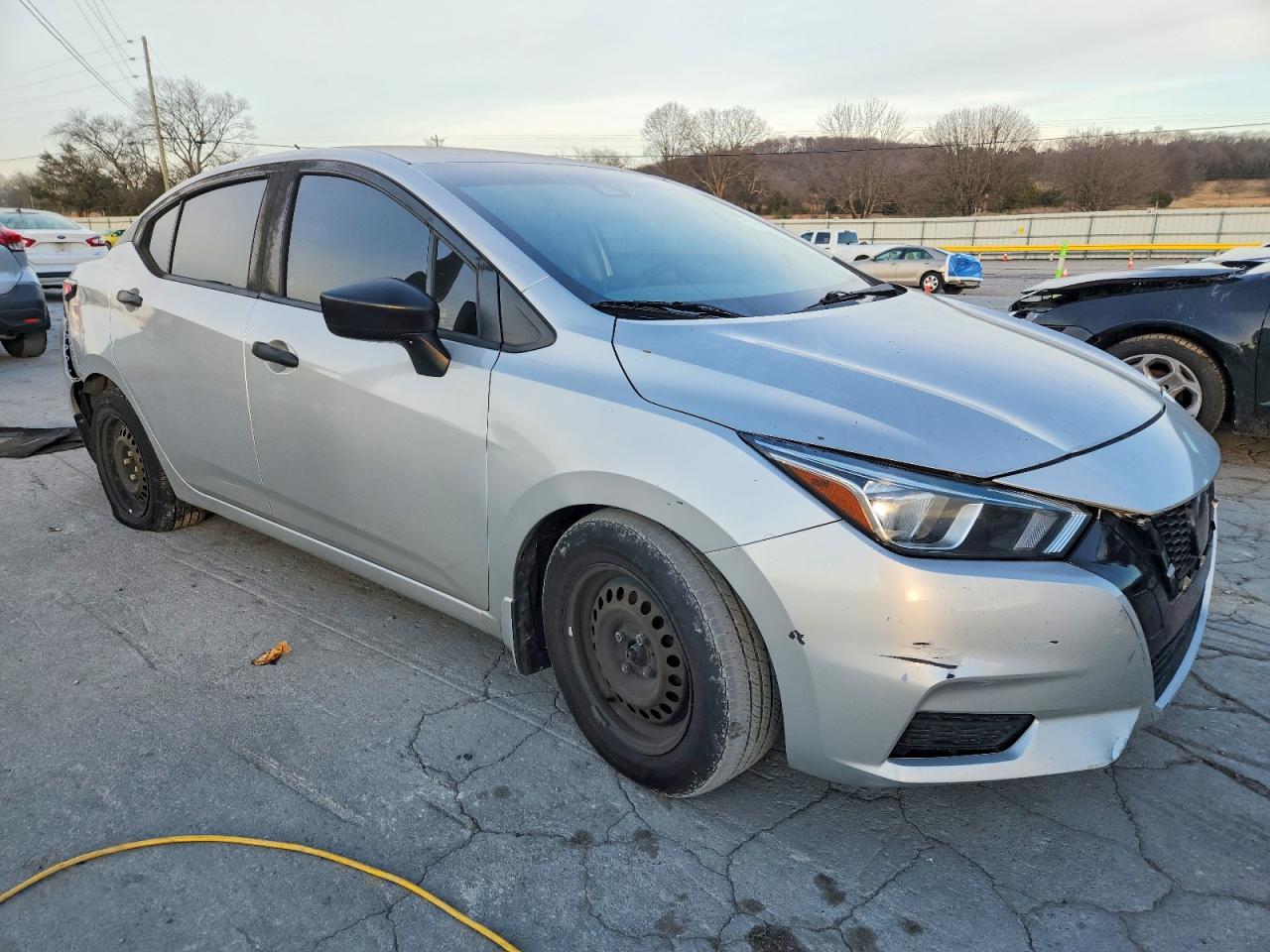 2020 NISSAN VERSA S photo 4