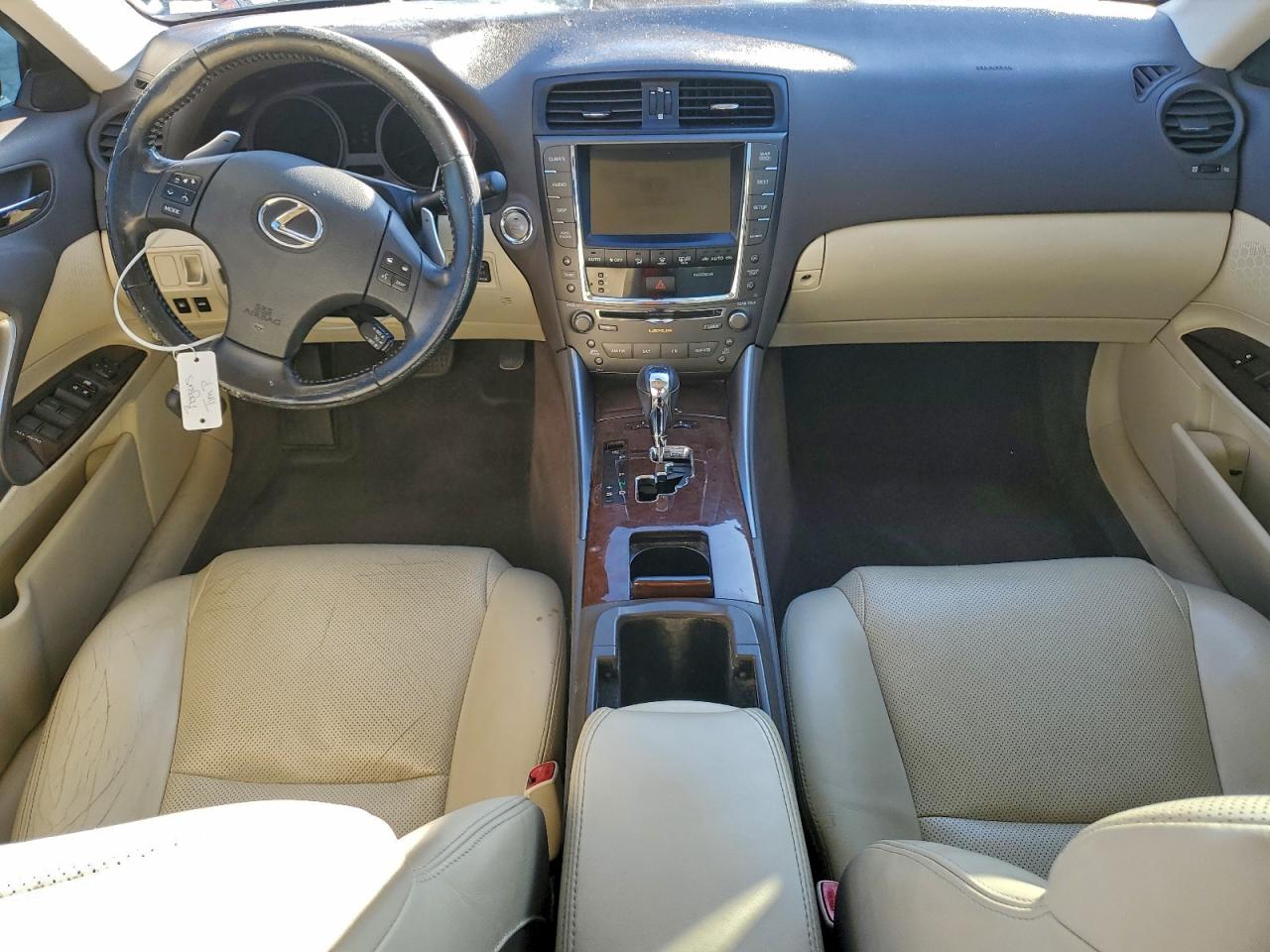 2010 LEXUS IS 350 photo 8