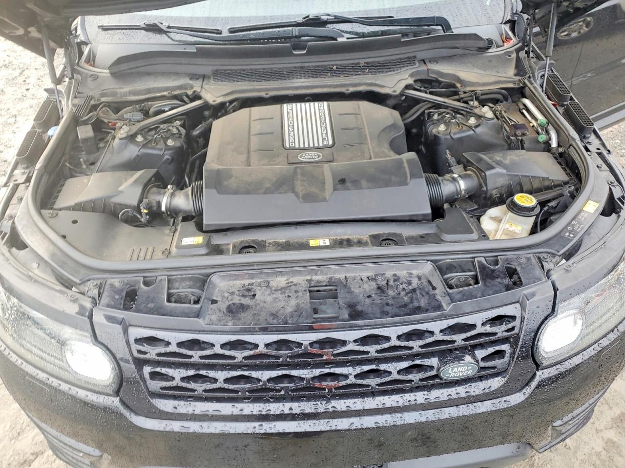 2016 LAND ROVER RANGE ROVER SPORT HST photo 12