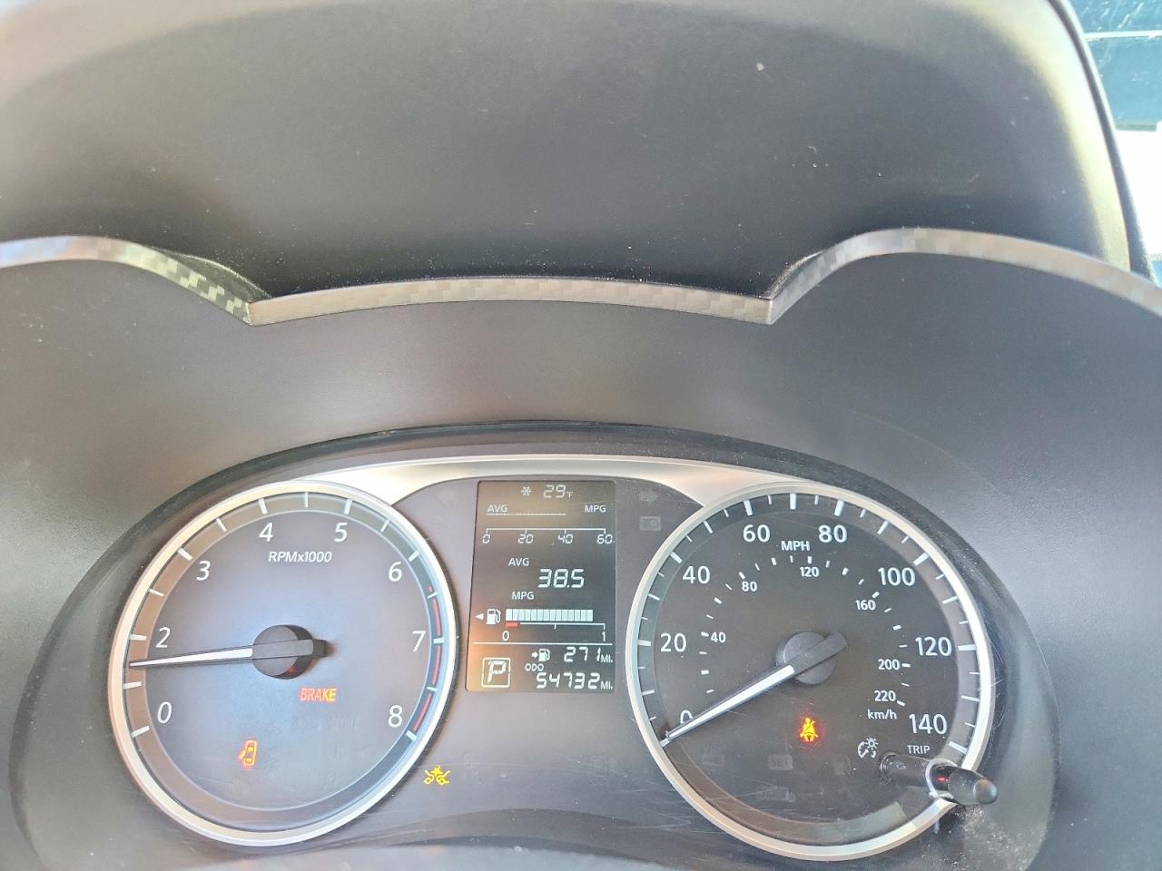 2021 NISSAN VERSA S photo 9