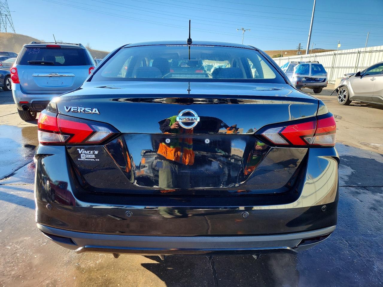 2021 NISSAN VERSA S photo 6
